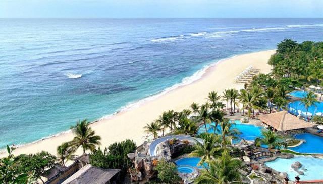 Pantai-Nusa-Dua-Bali